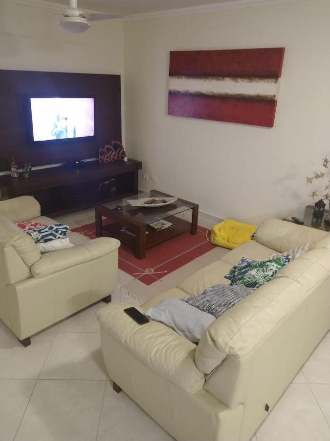 Apto Praia Grande Ubatuba Area Nobre Com Toda Comodidade Para Voce E Sua Familia ! Eksteriør bilde